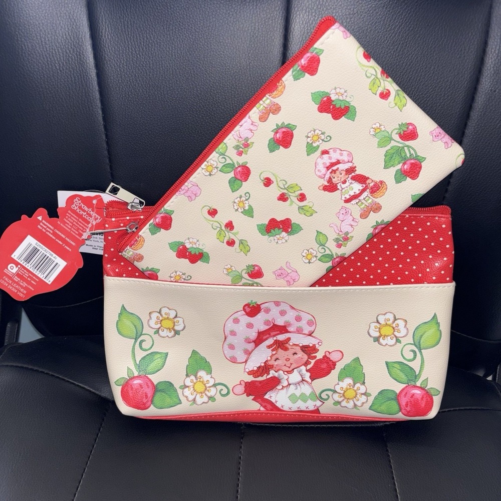 New Strawberry Shortcake 2 Piece Travel Makeup Cosmetic Bag Set